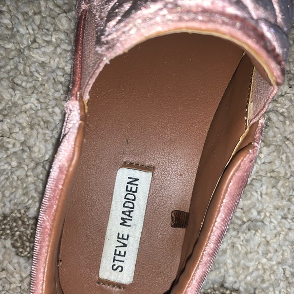 Steve Madden slip on shoes - Picture 5 of 5